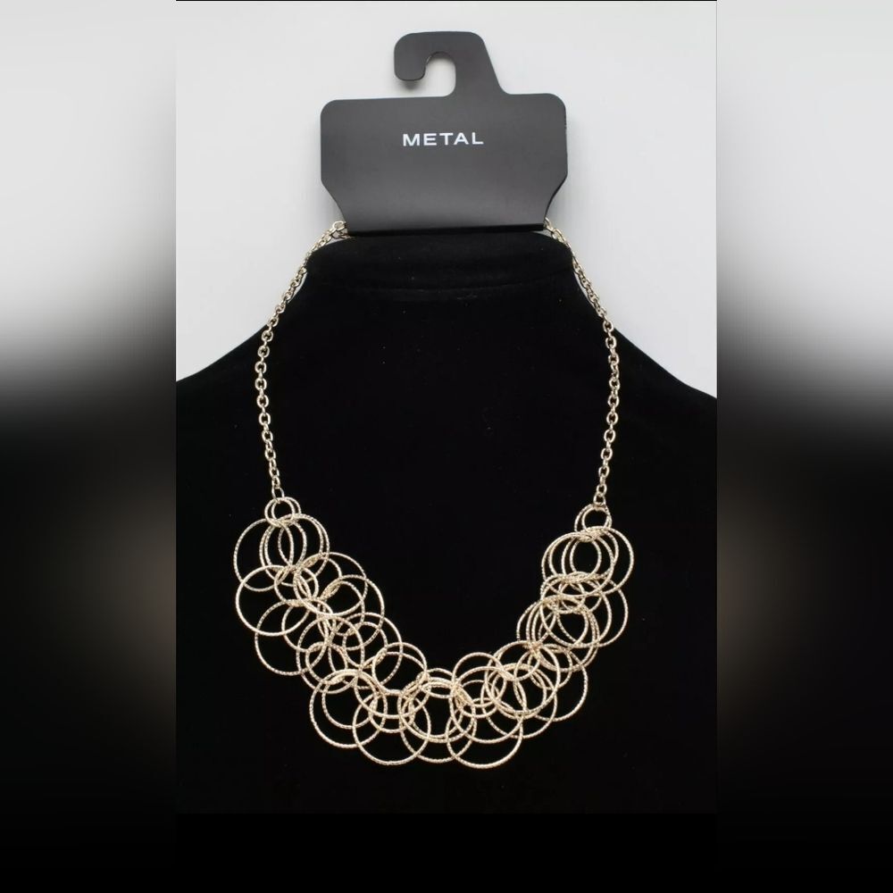 Rose Gold Linked Ring Statement Necklace 18" NWT By Metal